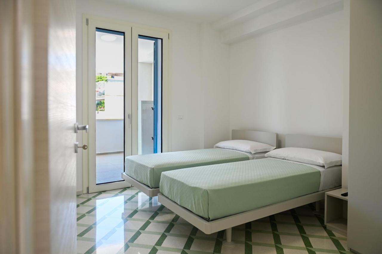 Perle Marine Suite Apartments Castro  Exteriér fotografie